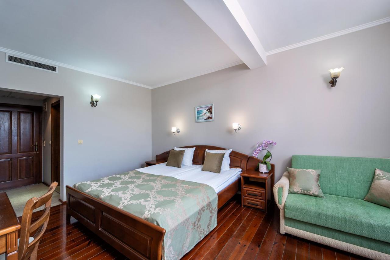 Hotel Izvora คราเนโว ภายนอก รูปภาพ